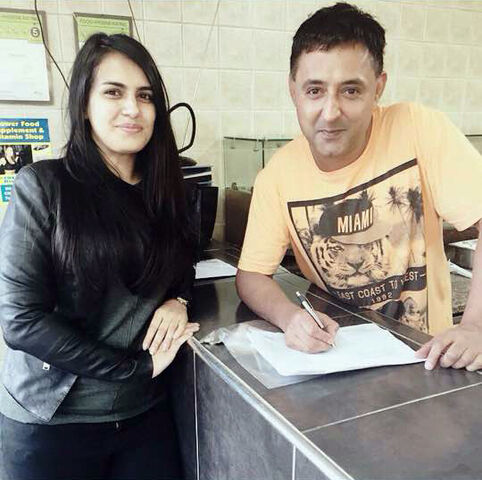 Skydiving Mum shocked at pizza workers' donation