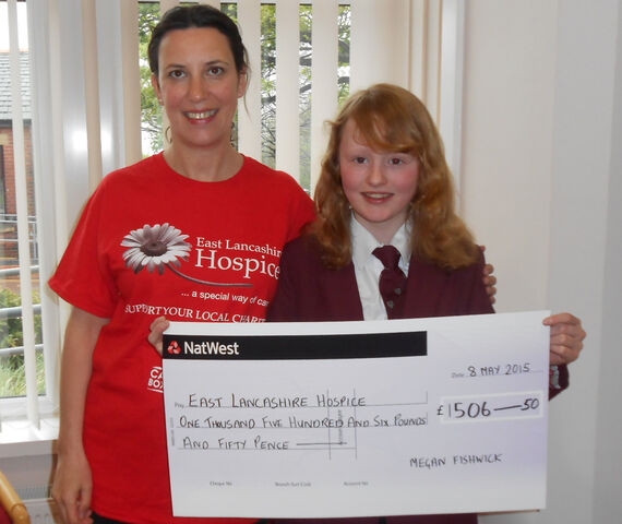 Schoolgirl's swim raises £1,500 in memory of Dad