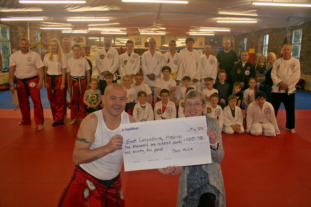 Owen completes 32-mile board-breaking challenge!